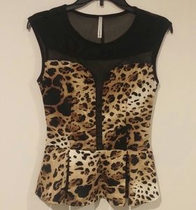 Alt.b Leopard print sleeveless blouse for women